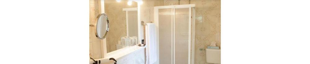 Hotel Rossini Tabiano Terme Екстер'єр фото