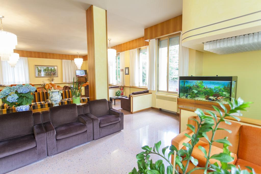 Hotel Rossini Tabiano Terme Екстер'єр фото