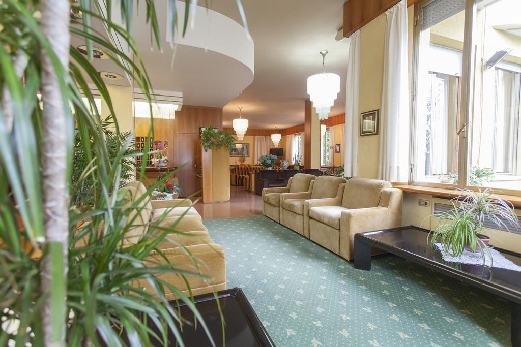 Hotel Rossini Tabiano Terme Екстер'єр фото