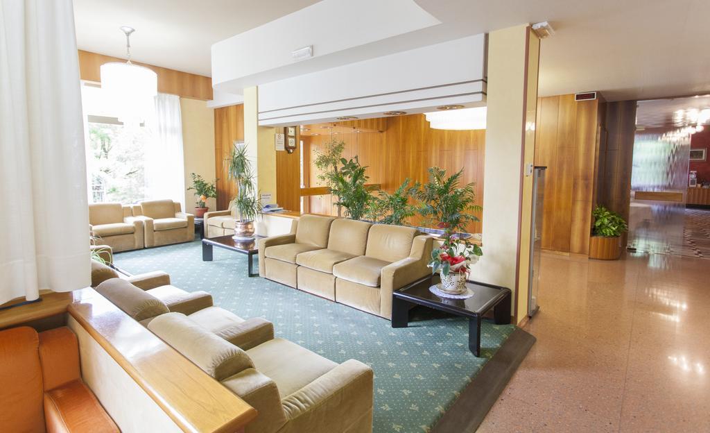 Hotel Rossini Tabiano Terme Екстер'єр фото
