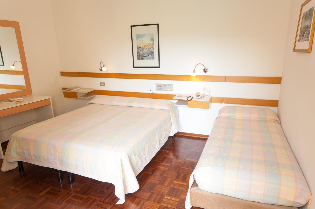 Hotel Rossini Tabiano Terme Екстер'єр фото